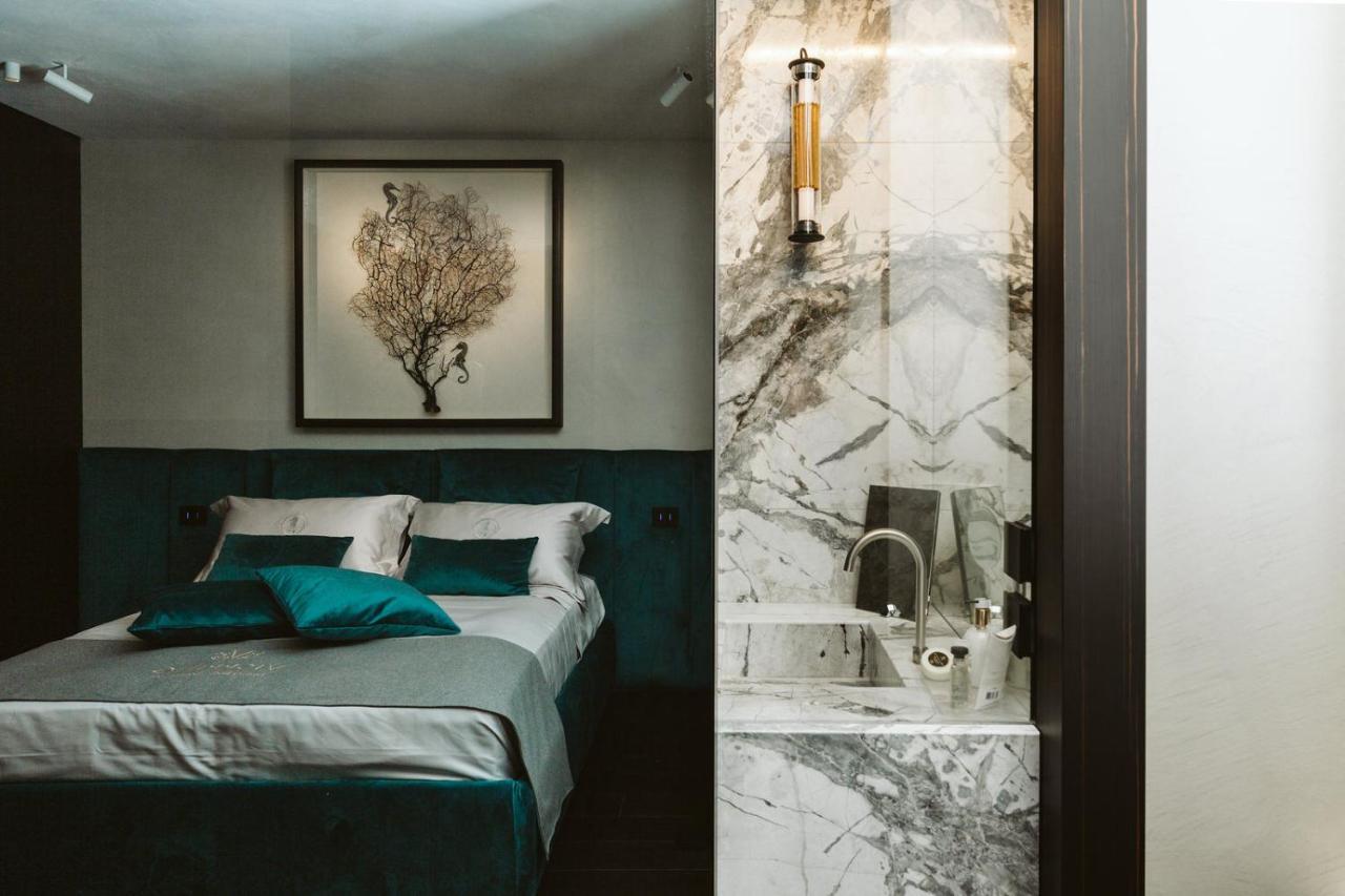Bed and Breakfast The Harbour - Luxury Living Trani Esterno foto