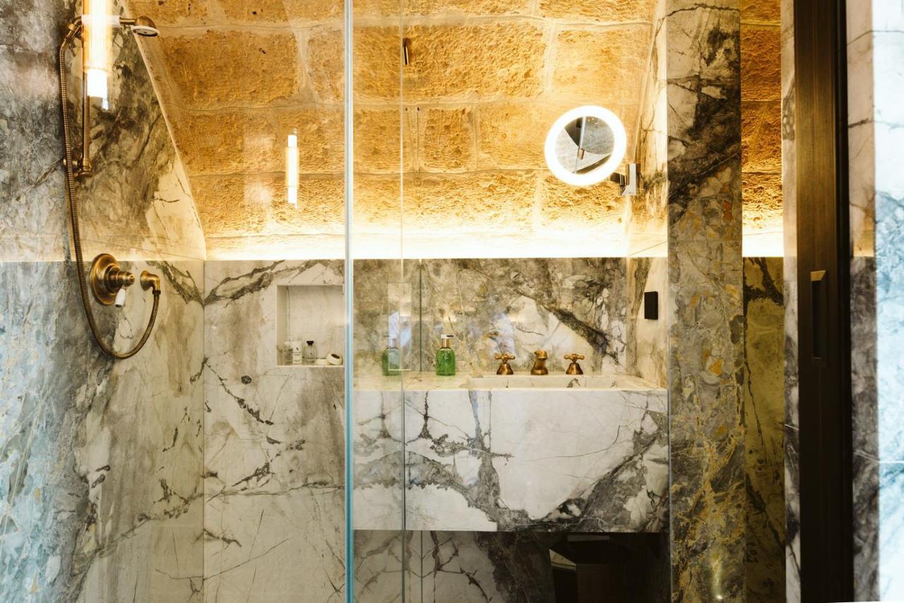 Bed and Breakfast The Harbour - Luxury Living Trani Esterno foto