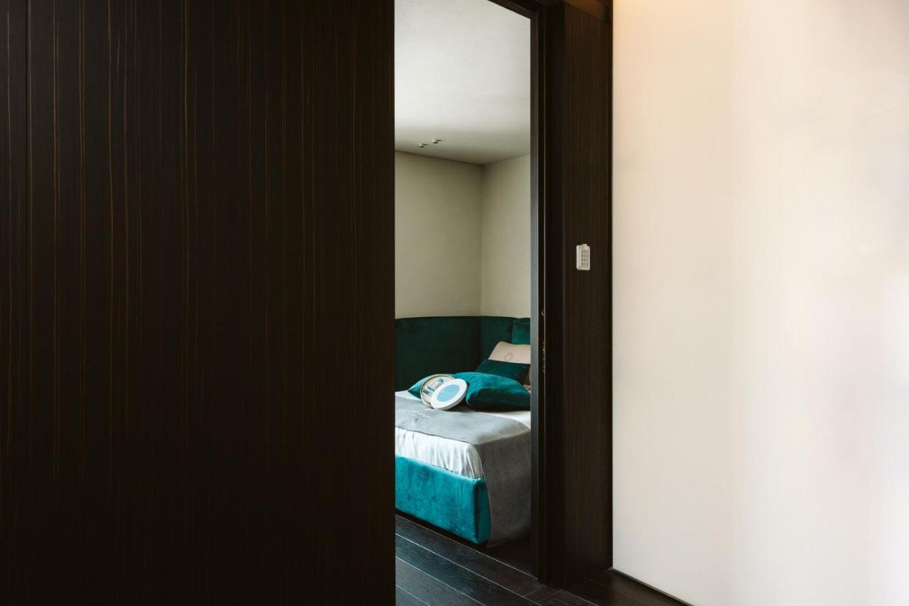 Bed and Breakfast The Harbour - Luxury Living Trani Esterno foto