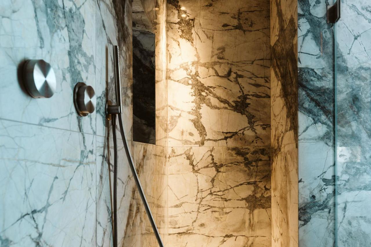 Bed and Breakfast The Harbour - Luxury Living Trani Esterno foto