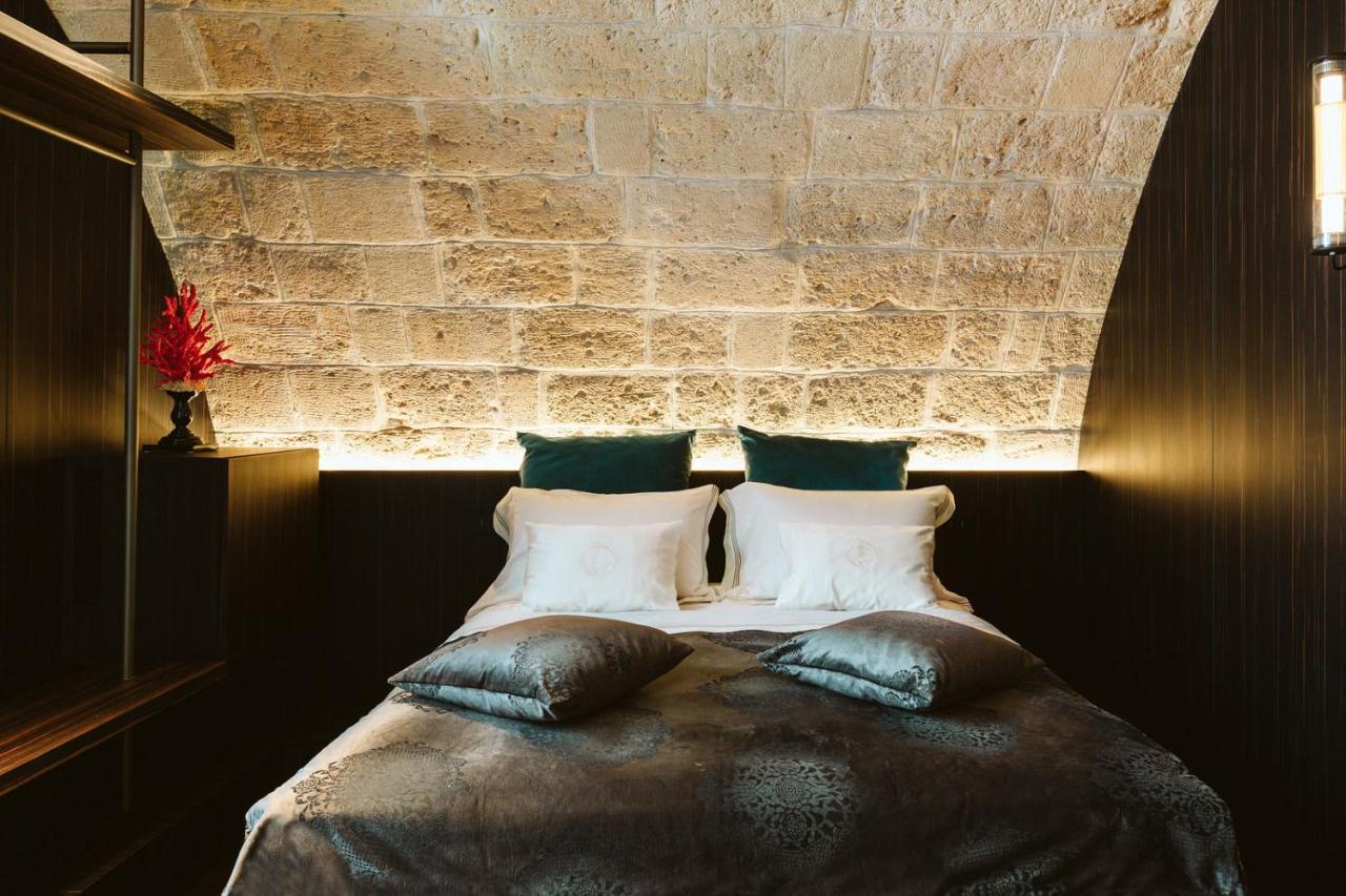 Bed and Breakfast The Harbour - Luxury Living Trani Esterno foto